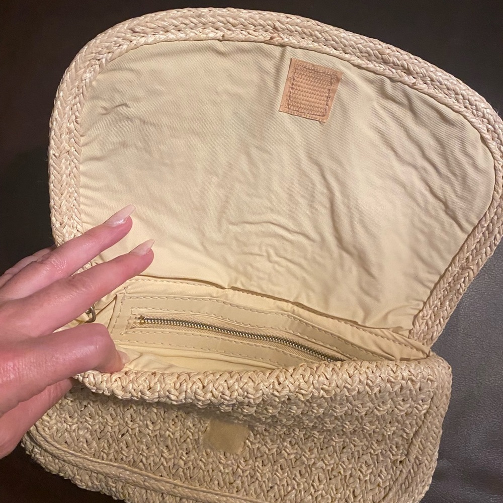 Gloria Astor wristlet - Picture 4 of 13